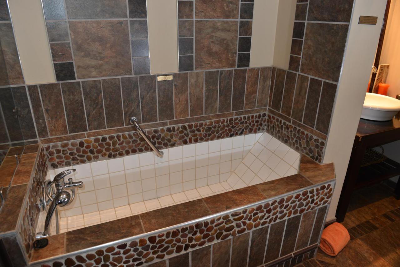 Cornerstone Guest Lodge Преторія Екстер'єр фото