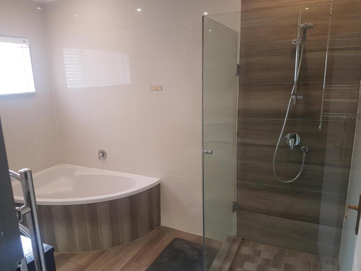 Cornerstone Guest Lodge Преторія Екстер'єр фото